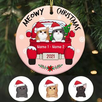 Personalized Christmas For Cat Lovers, Cats On The Truck Christmas Circle Ornament - Thegiftio UK