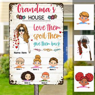 Personalized Vintage Metal Sign for Mom or Grandma - Thegiftio UK