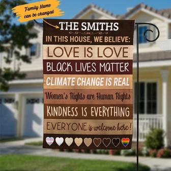 Personalized Garden Flag for Human Rights Advocates - Thegiftio UK