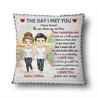 The Day I Met You Personalized Pillow - Gift for Couple - Thegiftio UK