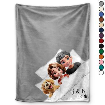 Couple & Pet Blanket, Minimal Monogram - Personalized Fleece Blanket, Sherpa Blanket - Thegiftio UK
