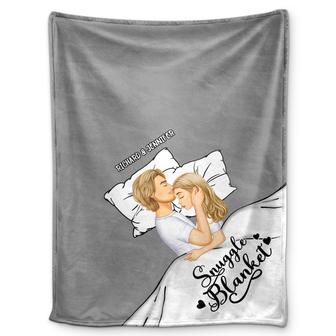 Couple Side View Snuggle Blanket - Gift For Couples - Personalized Fleece Blanket - Thegiftio UK
