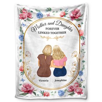Mother And Daughter Forever Linked Together - Loving Gift For Mother - Personalized Fleece Blanket - Thegiftio UK