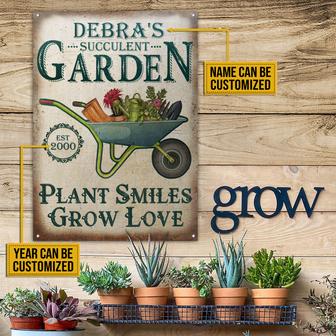 Smiles Grow Love Personalized Metal Sign - Gift for Friends - Thegiftio UK