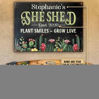 Plant Smiles Personalized Metal Sign - Gift for Gardeners - Thegiftio UK