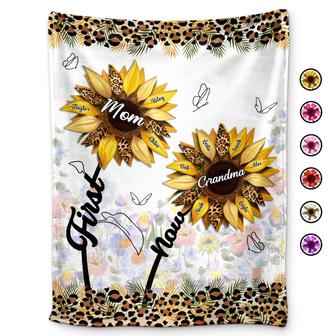 First Mom Now Grandma - Gift For Mothers, Grandmas, Aunties - Personalized Fleece Blanket, Sherpa Blanket - Thegiftio UK
