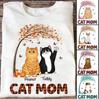 Cat Mom Green Checkered Custom T-Shirt - Gift for Cat Lovers - Thegiftio UK