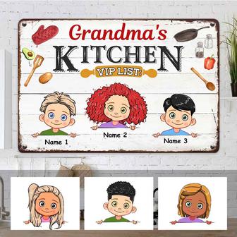 Personalized Metal Sign for Mom or Grandma - Thegiftio UK