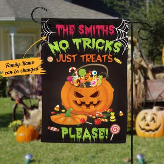 Personalized Halloween Garden Flag for Home Decor - Thegiftio UK