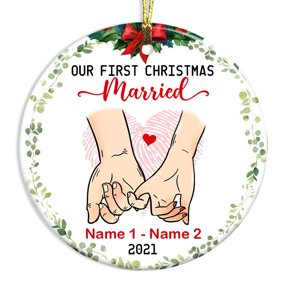 Personalized Couple Christmas Husband Wife Engaged Married Circle Ornament - Thegiftio UK